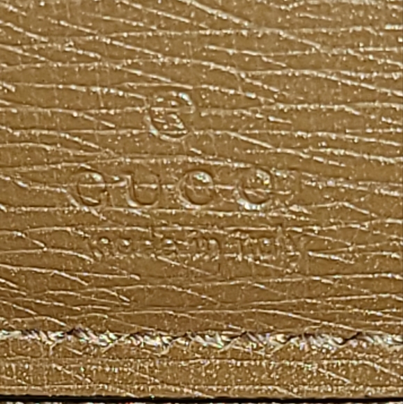 Authentic preloved Gucci zippy long leather wallet - Picture 4 of 16